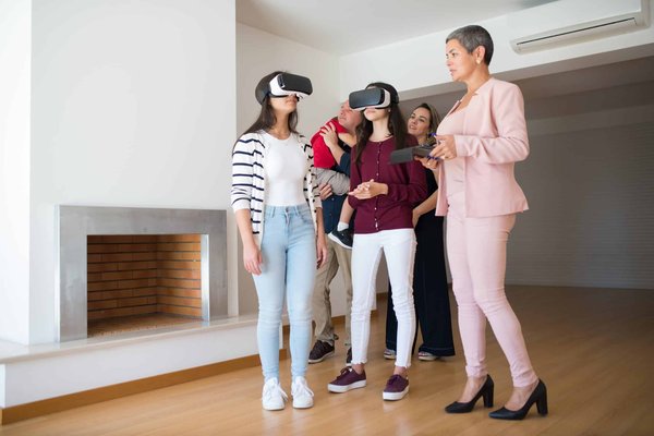 How Can Businesses Use VR for Product Demonstrations and Sales?