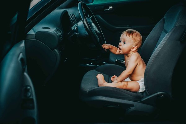How to Safely Install a Baby Car Seat for Maximum Protection?