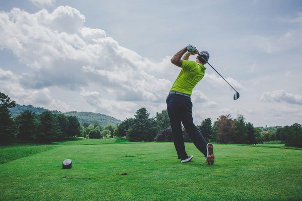 How Can Mindfulness and Meditation Improve Performance in Precision Sports like Golf?